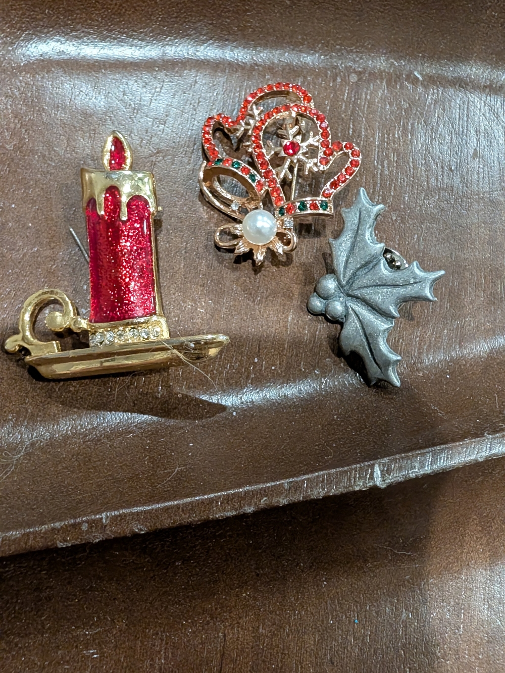 Holiday Red Candle Brooch Pin - Women Accessories